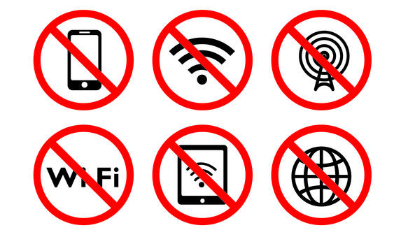 Sechs Icons, die zeigen: ein Handy, Wlan-Netzwerk, einen Sendemast, Wifi-Schriftzug, Tablet, WWW-Symbol. Alle sind mit einem roten Kreis umgeben und durchgestrichen